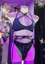 Load image into Gallery viewer, Kikini Top Reversable Black &amp; Purple
